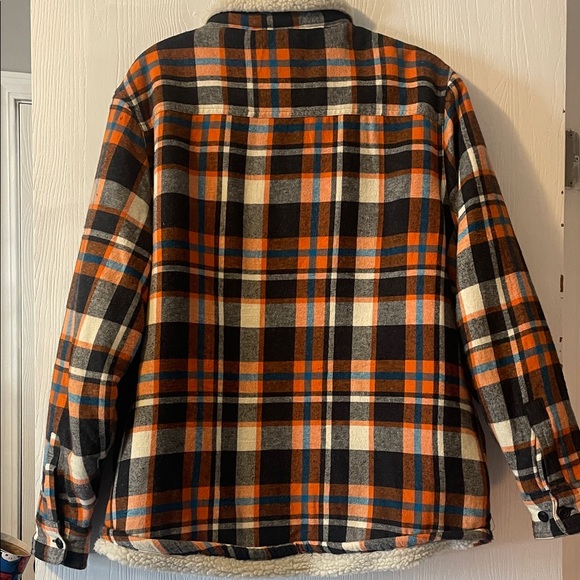 Plaid Sherpa-Lined Jacket - Picture 2 of 4